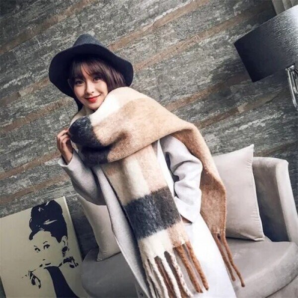 클래식한 디자인의 스타일링 머플러  70*180cm